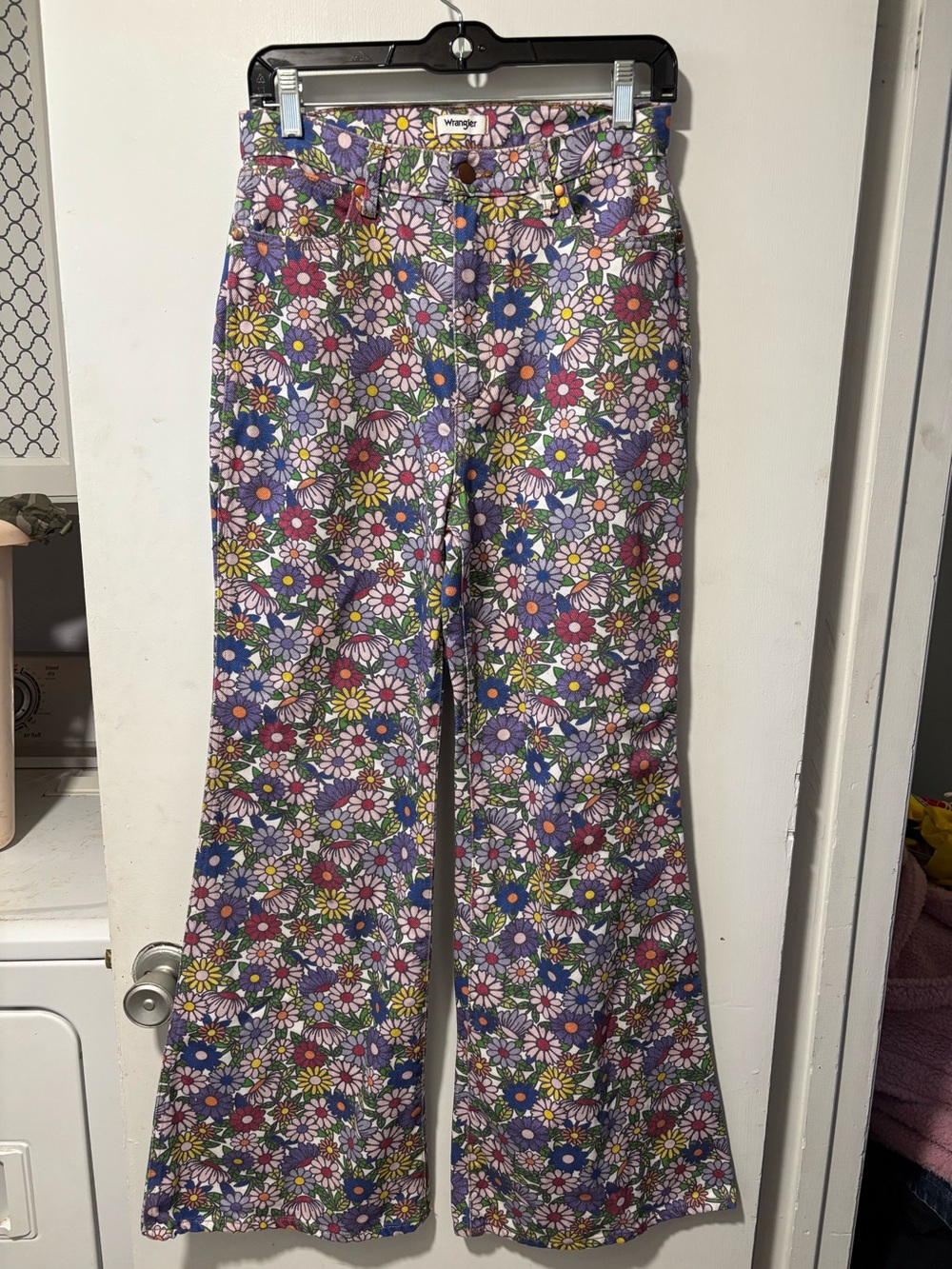 Wrangler Wanderer High Rise Flare Jeans Flower Floral Print Hippie Size 28